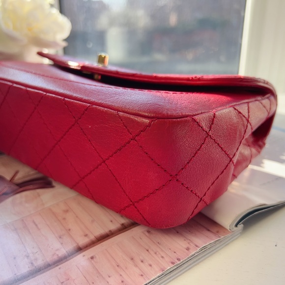 Chanel Coco Curve Envelope Flap Bag Quilted Goatskin Medium - Picture 4 of 6